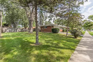 420 Berkshire Ln, Des Plaines, IL 60016 - Photo 17