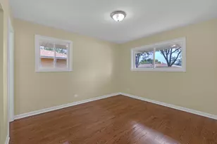 420 Berkshire Ln, Des Plaines, IL 60016 - Photo 29