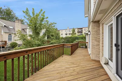 11134 Indian Woods Drive, Indian Head Park, IL 60525 - Photo 9