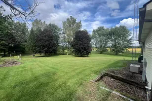 31109 Madison St, Genoa, IL 60135 - Photo 19
