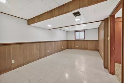 106 E Dresser Road, Dekalb, IL 60115 - Photo 25