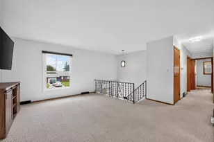 106 E Dresser Rd, Dekalb, IL 60115 - Photo 9