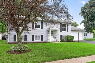 106 E Dresser Rd, Dekalb, IL 60115 - Photo 1