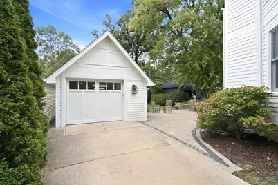 4712 Middaugh Avenue, Downers Grove, IL 60515 - Photo 29