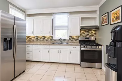2520 Gideon Avenue, Zion, IL 60099 - Photo 11