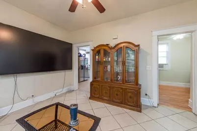 2520 Gideon Avenue, Zion, IL 60099 - Photo 9