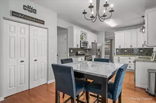 461 Willow Rd, Lakemoor, IL 60051 - Photo 15