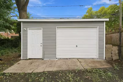8506 S Euclid Avenue, Chicago, IL 60617 - Photo 21