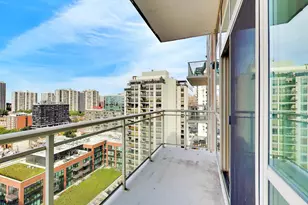 230 W Division St, Chicago, IL 60610 - Photo 9