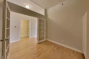 230 W Division St, Chicago, IL 60610 - Photo 21