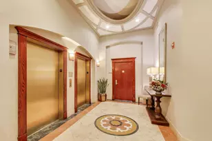 230 W Division St, Chicago, IL 60610 - Photo 35