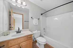 2647 Lupine Cir, Naperville, IL 60564 - Photo 13
