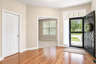 1908 Eton Dr, Hoffman Estates, IL 60192 - Photo 3