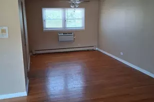 7235 N Hamilton Ave, Chicago, IL 60645 - Photo 7