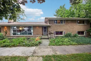 6535 18th St, Berwyn, IL 60402 - Photo 1