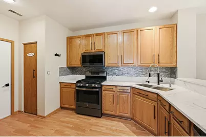 2051 Village View Drive, Yorkville, IL 60560 - Photo 7