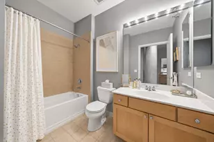 720 N Larrabee St, Chicago, IL 60654 - Photo 13