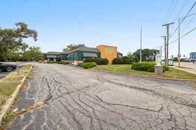 604 N Milwaukee Avenue, Wheeling, IL 60090 - Photo 33