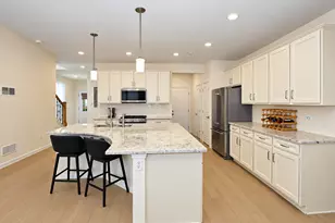 8 Weirich Wy, Batavia, IL 60510 - Photo 7