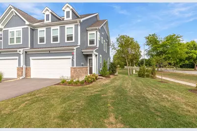 8 Weirich Way, Batavia, IL 60510 - Photo 1