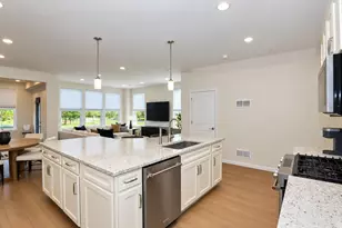 8 Weirich Wy, Batavia, IL 60510 - Photo 9