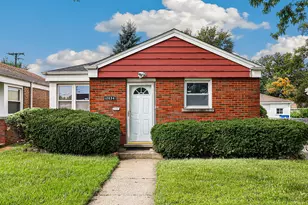 12634 S Ada St, Calumet Park, IL 60827 - Photo 1