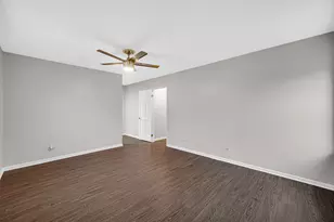 910 Knightsbridge Ln, Schaumburg, IL 60195 - Photo 13