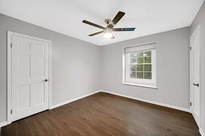 910 Knightsbridge Lane, Schaumburg, IL 60195 - Photo 19