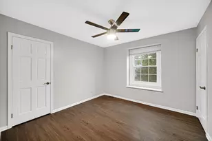 910 Knightsbridge Ln, Schaumburg, IL 60195 - Photo 19