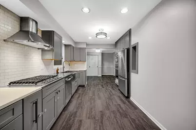 910 Knightsbridge Lane, Schaumburg, IL 60195 - Photo 9
