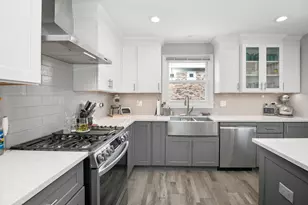 7416 S Octavia Ave, Bridgeview, IL 60455 - Photo 11