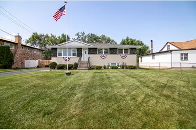 7416 S Octavia Avenue, Bridgeview, IL 60455 - Photo 1
