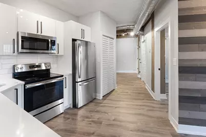7645 N Sheridan Road #314, Chicago, IL 60626 - Photo 5
