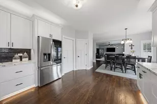 207 Hickory St, Peotone, IL 60468 - Photo 9