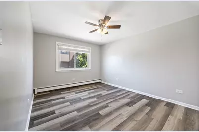 7834 95th Street #2H, Hickory Hills, IL 60457 - Photo 9