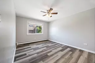 7834 95th St, Hickory Hills, IL 60457 - Photo 9