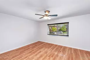 1610 W Jarvis Ave, Chicago, IL 60626 - Photo 11