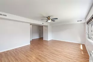 1610 W Jarvis Ave, Chicago, IL 60626 - Photo 9