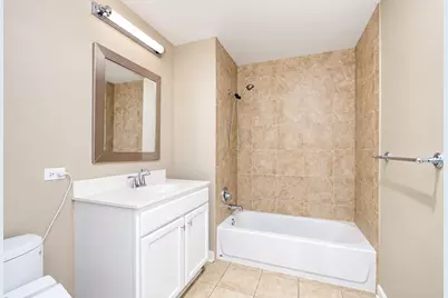 100 E 14th Street #1904, Chicago, IL 60605 - Photo 21
