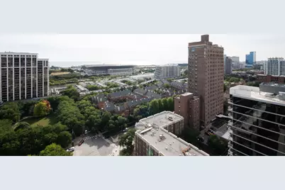 100 E 14th Street #1904, Chicago, IL 60605 - Photo 13