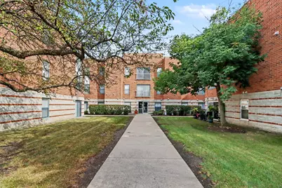 3255 Kirchoff Road #203, Rolling Meadows, IL 60008 - Photo 1