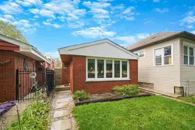 1238 W 112th Place, Chicago, IL 60643 - Photo 1