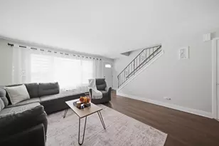 7328 W 84th St, Bridgeview, IL 60455 - Photo 17
