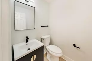 251 Perth Rd, Cary, IL 60013 - Photo 7