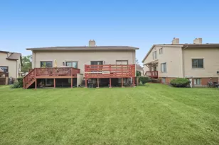 18584 Meadow Ln, Hazel Crest, IL 60429 - Photo 23