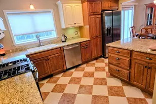 667 W Elk Grove Blvd, Elk Grove Village, IL 60007 - Photo 13