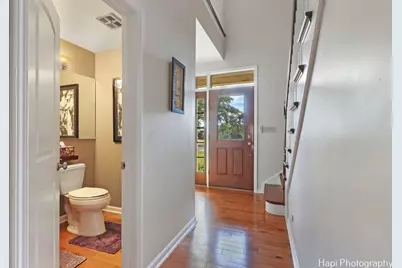 667 W Elk Grove Boulevard, Elk Grove Village, IL 60007 - Photo 5