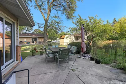 667 W Elk Grove Boulevard, Elk Grove Village, IL 60007 - Photo 35