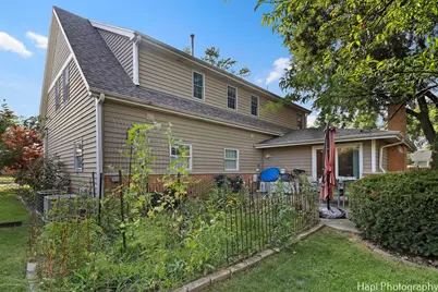 667 W Elk Grove Boulevard, Elk Grove Village, IL 60007 - Photo 37