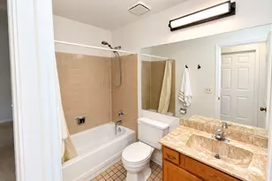 480 Green Bridge Ln, Prospect Heights, IL 60070 - Photo 17